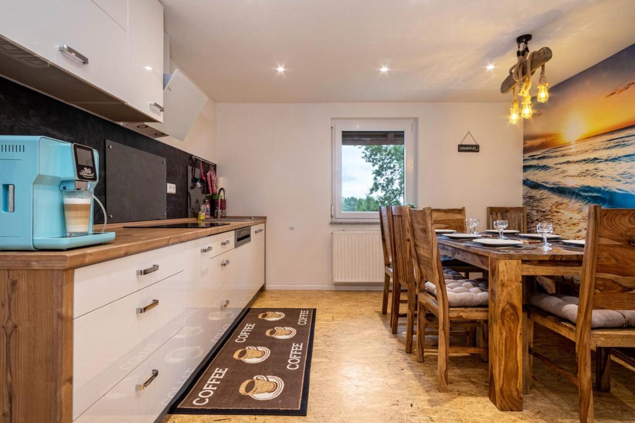 Ferienwohnung Ellenweiler Bis 15 P フリードリヒスハーフェン エクステリア 写真